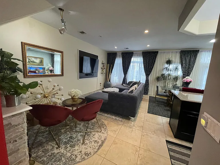 178 Beach 74th St #1 — Photo 4