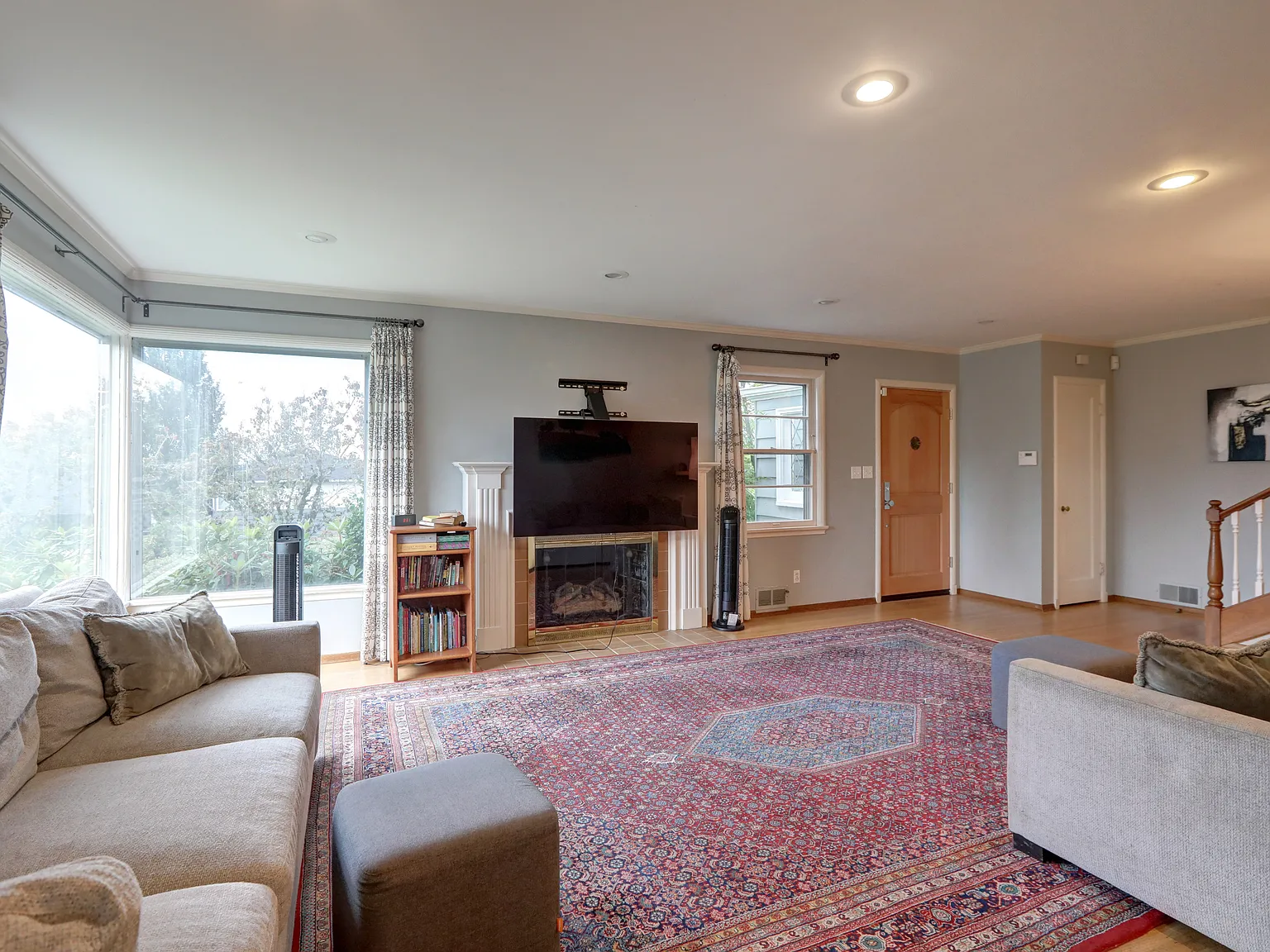5822 Ann Arbor Ave NE — Photo 4
