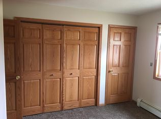 1601 12th St NW APT B, Minot, ND 58703