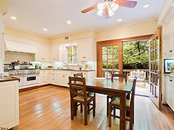 43 King Street image 1 of 5