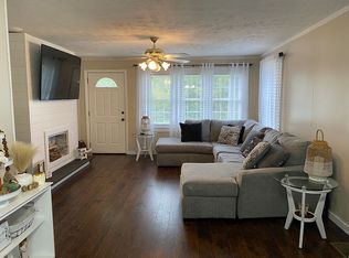 565 Old Highway 63, Speedwell, TN 37870