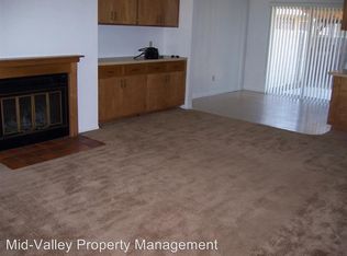 511 N Quince Ave #A, Exeter, CA 93221