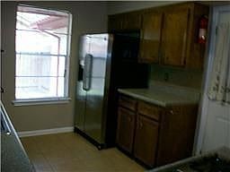 5th image of 2406 Shadbury Ct