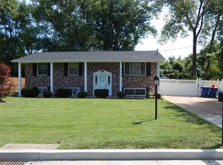 808 Horine Rd, Festus, MO 63028