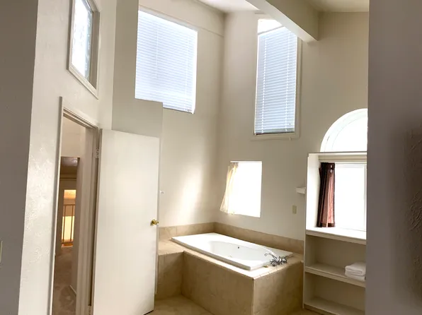 754 Boulder Ct Suite 13, Stateline, NV 89449