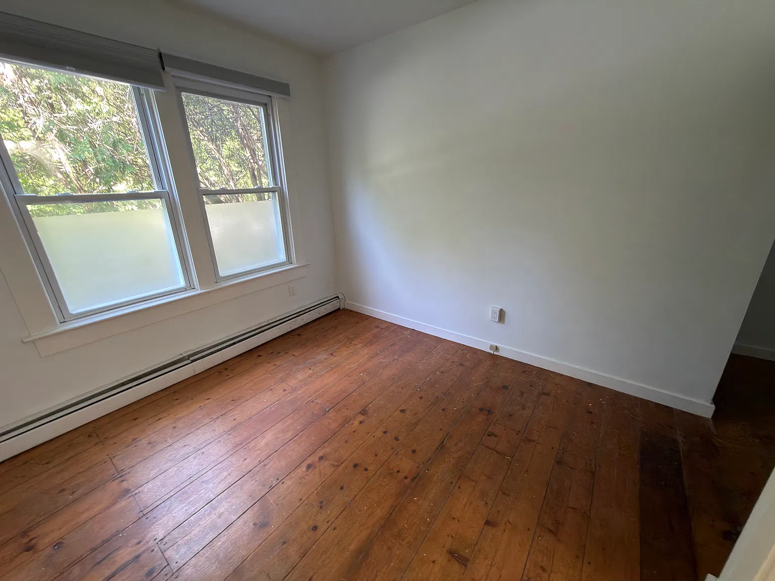 1 bed, 1200 sqft, $1,950 — Photo 4