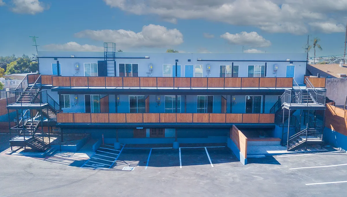 Building Photo - Palm Lofts