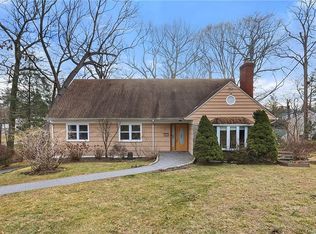 31 Anpell Dr, Scarsdale, NY 10583