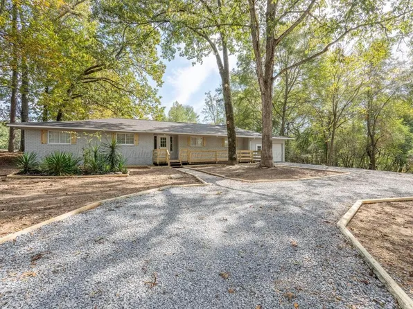 1042 Ripley Rd, Carbon Hill, AL 35549