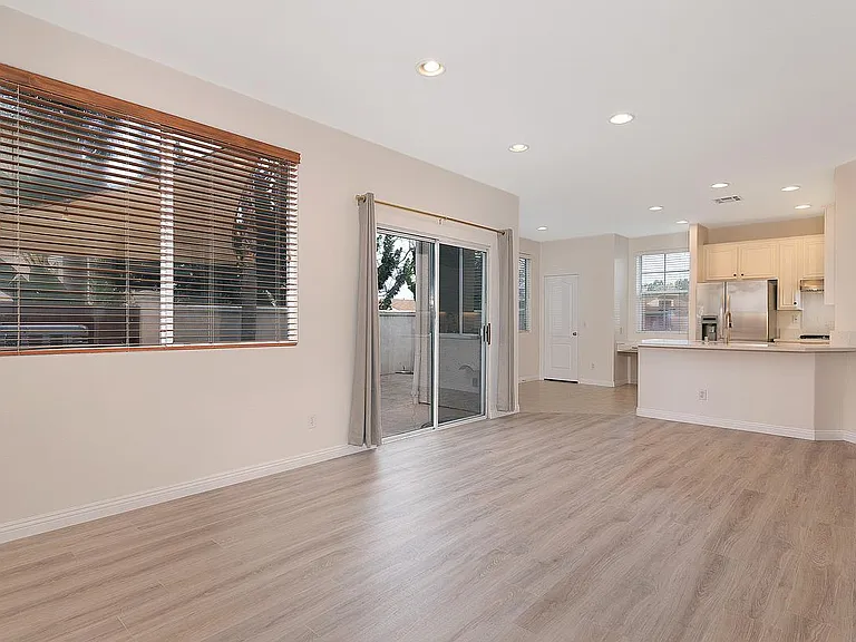 10801 Calle Mar De Mariposa — Photo 5