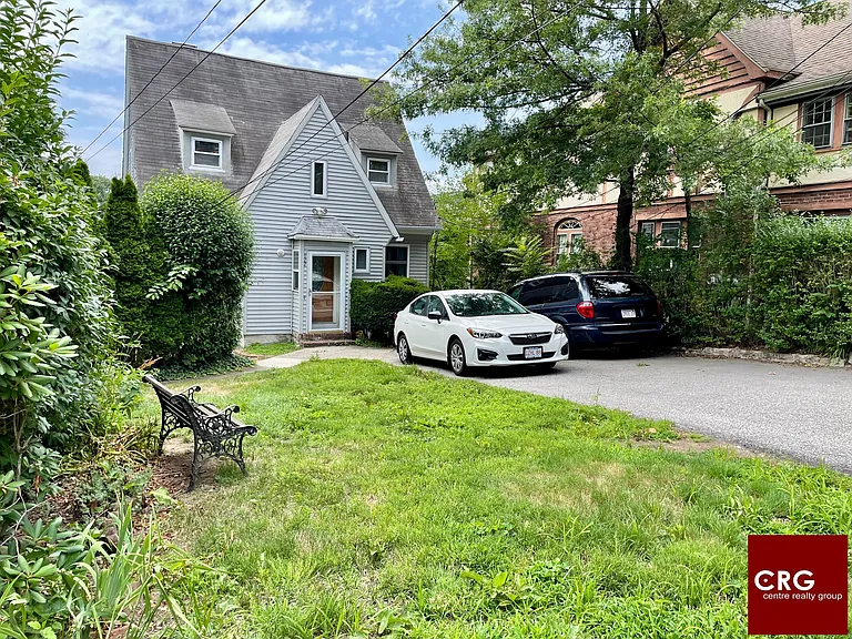 122 Westbourne Ter #B — Photo 15