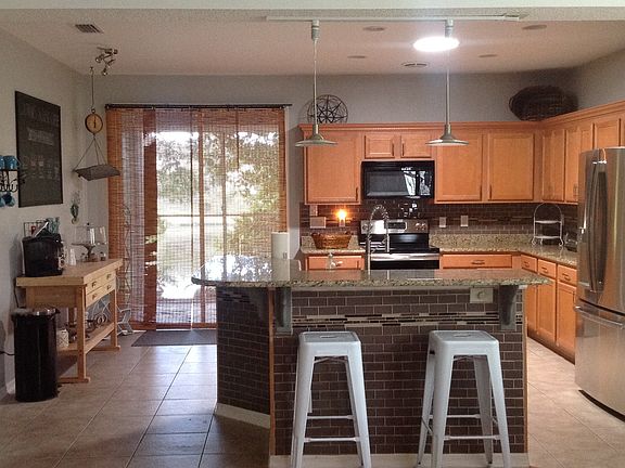 5th image of 905 Saltwater Cir
