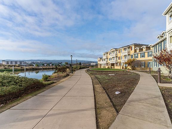 3rd image of 636 Fan Tail Way Unit 902