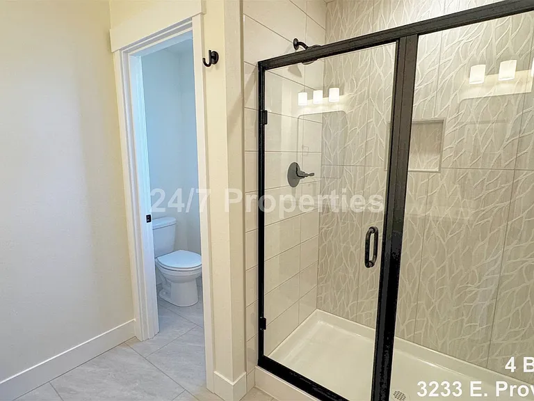 3233 E Province Ct — Photo 11
