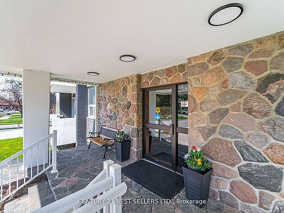 2nd image of 151 La Rose Ave #306
