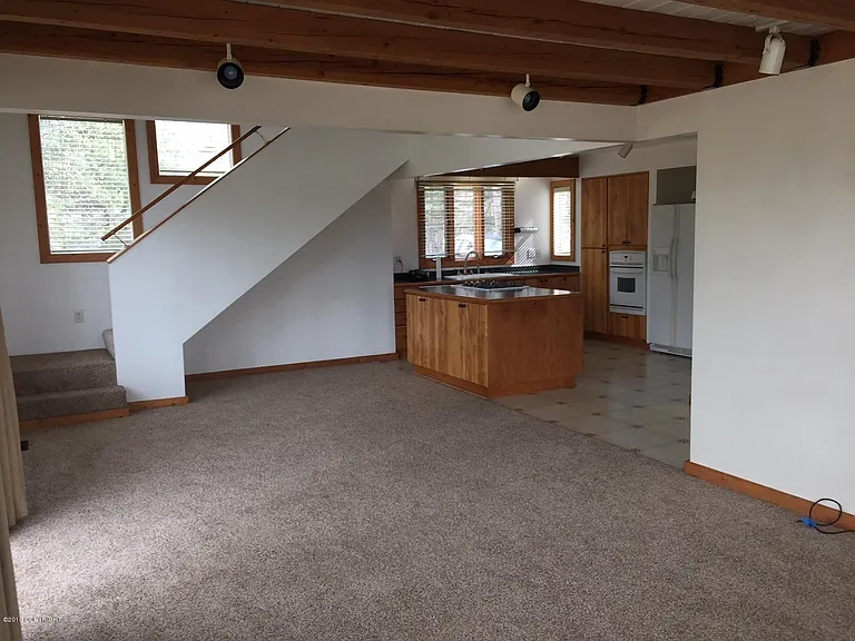 860 S Century Dr — Photo 11
