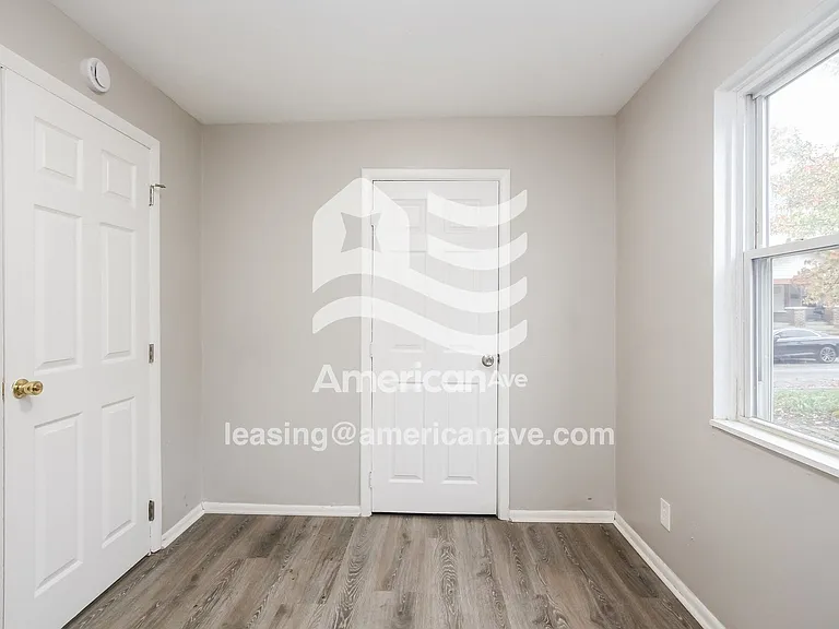 451929_009_wm_-_bedroom_13274118.jpg