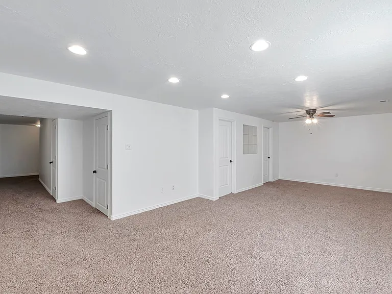 59 W Condor Rd — Photo 22