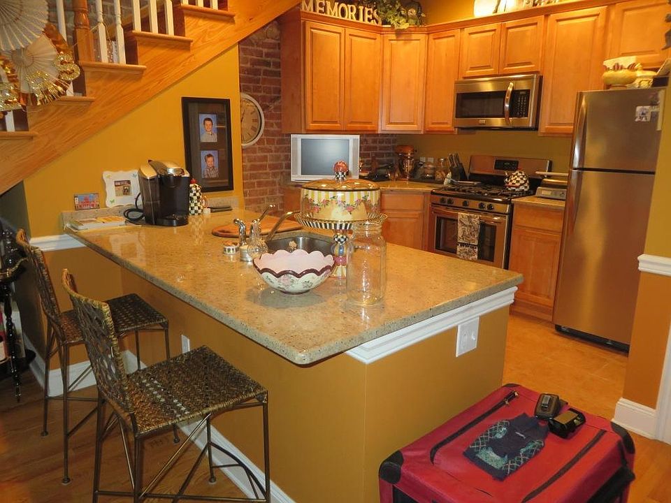 1st image of 16 Washington St APT 302
