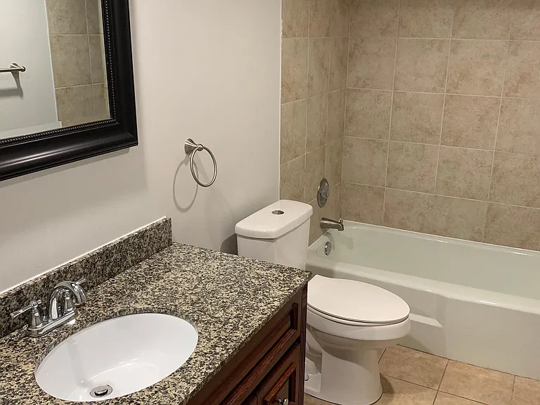 4608 Euclid Ave #1C — Photo 9