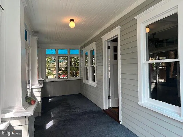 3 bed, 2.0 bath, 1540 sqft, $3,000 — Photo 2