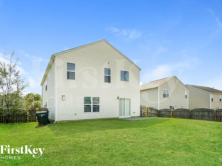 6831 Horseback Ln — Photo 15