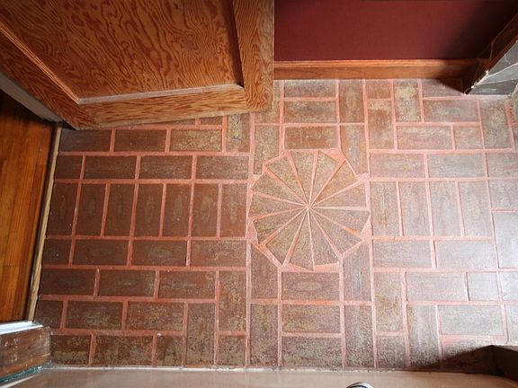 5th image of 4317 Jamieson Ave Floor 1