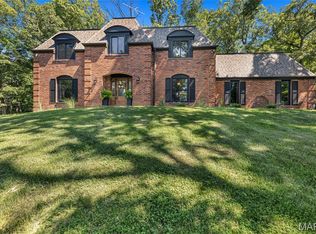 5 Dogwood Trl, Pacific, MO 63069