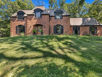 5 Dogwood Trl, Pacific, MO, 63069