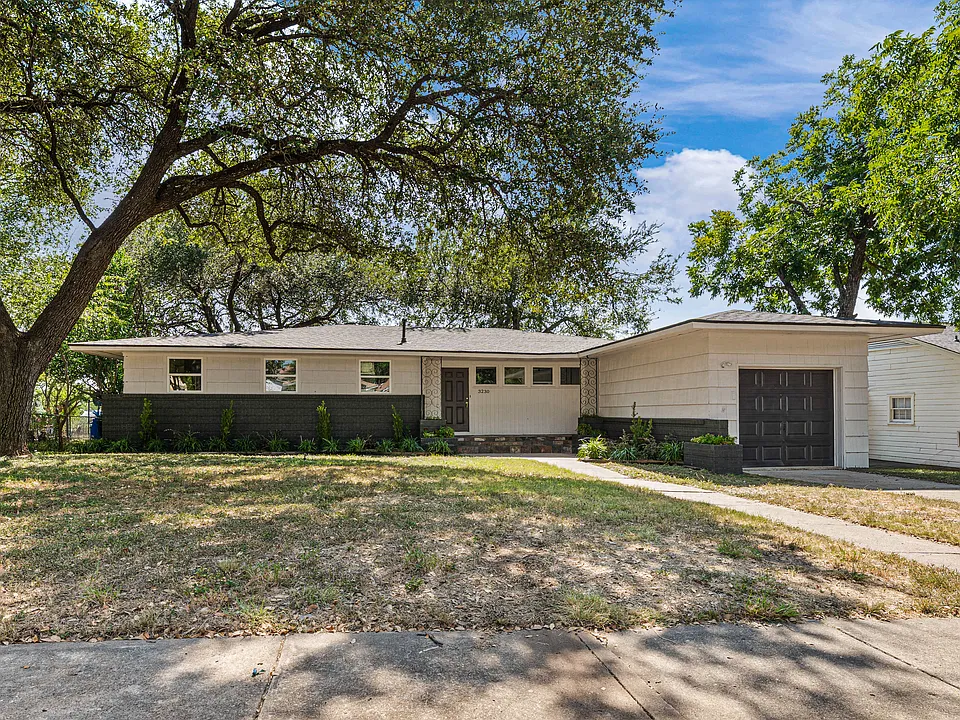 32300 Proctor Ave