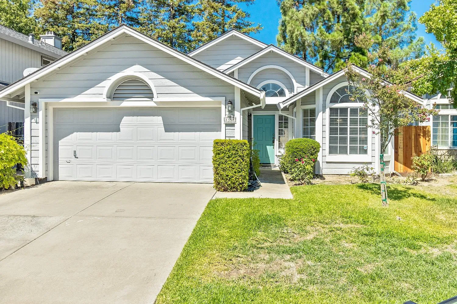 8352 Lonely Hill Way photo 1