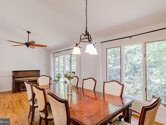4th image of 3707 John Barnes Ln