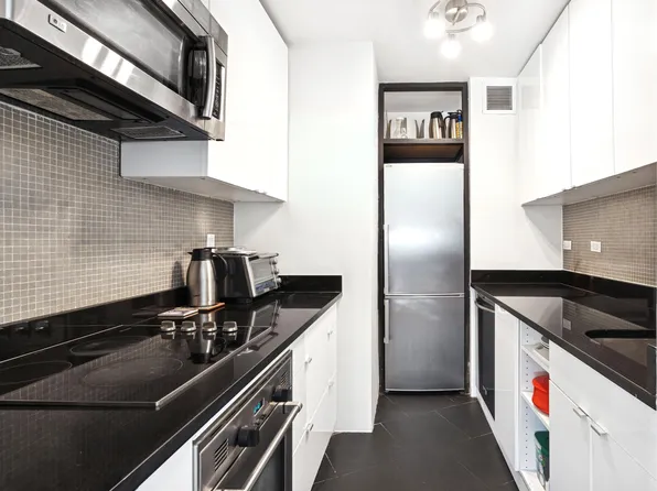 343 East 74th Street image 6 of 7