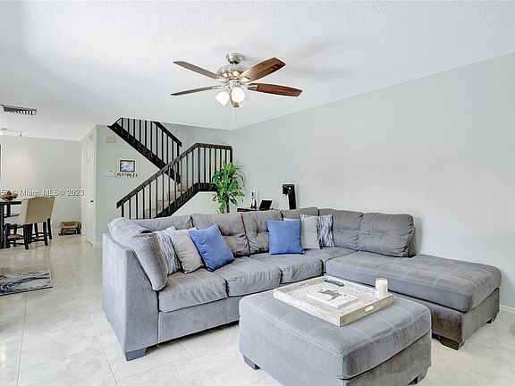 5th image of 731 NW 99th Cir #731