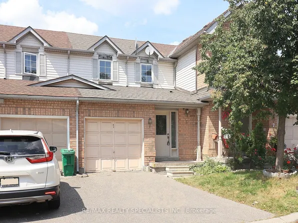 35 Malta Ave #5, Brampton, ON L6Y 5B4