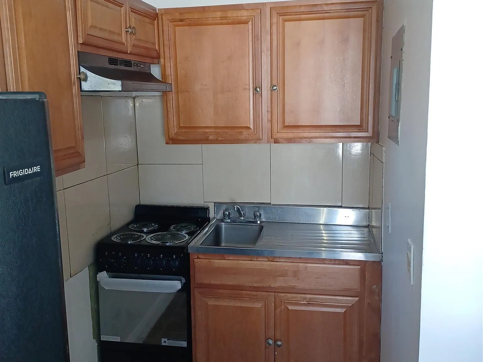 1 bed, 1.0 bath, 1217 sqft, $1,795 — Photo 4