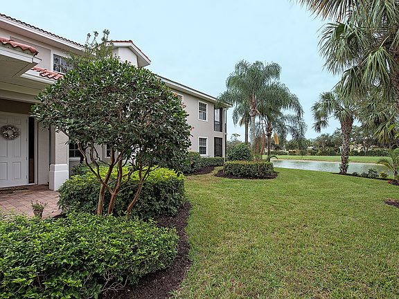 2nd image of 7869 Hawthorne Dr Unit 304