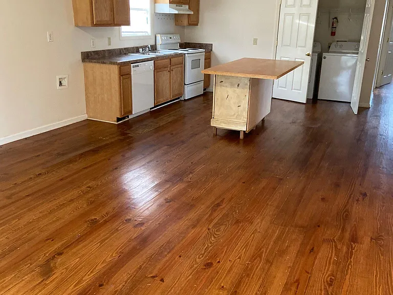 4177 Chapel Hill Rd — Photo 2
