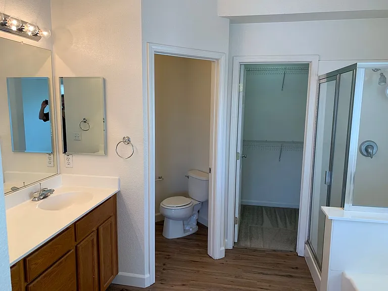 222 Whispering Oaks Ct — Photo 15