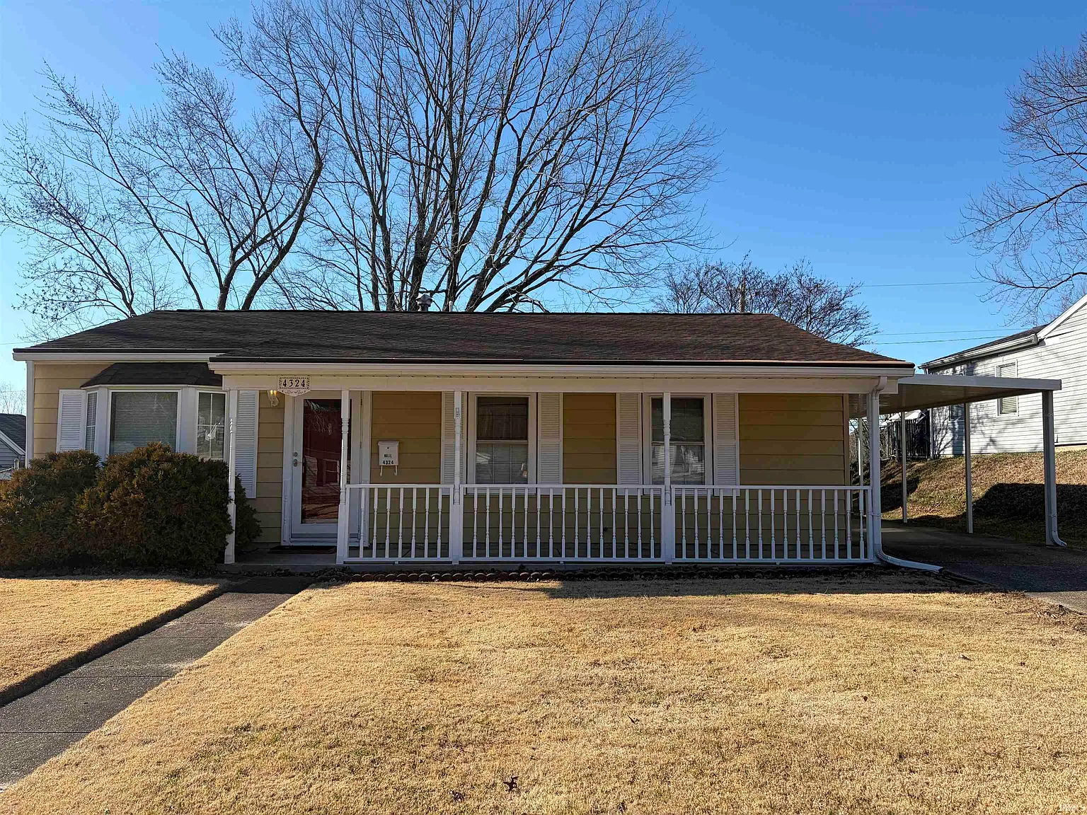 4324 Meadowridge Rd photo 1