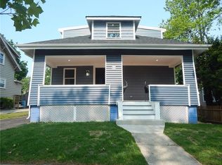 60 Gentian Ave, Providence, RI 02908