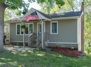 92139 Gravel Lake Dr, Lawton, MI 49065