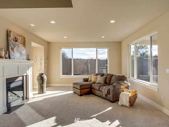3rd image of 565 S Lawler (Lot 4) Avenue Lot 4