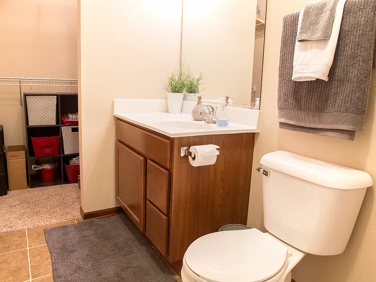 Prairie Pointe Student Living — Photo 12
