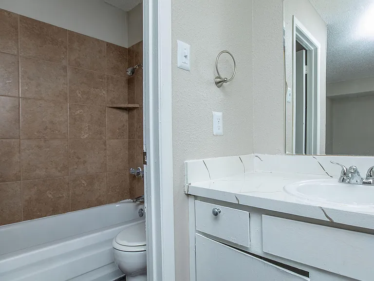 Villas del Zocalo Phase Four — Photo 57