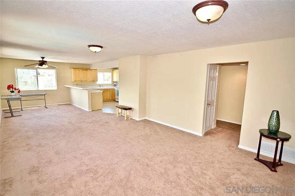 940 Calla Ave — Photo 4