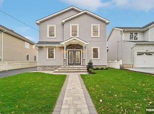 154 Mount Pleasant Ave, Wallington, NJ 07057