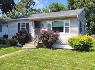 1328 W Bent Ave, Oshkosh, WI 54901