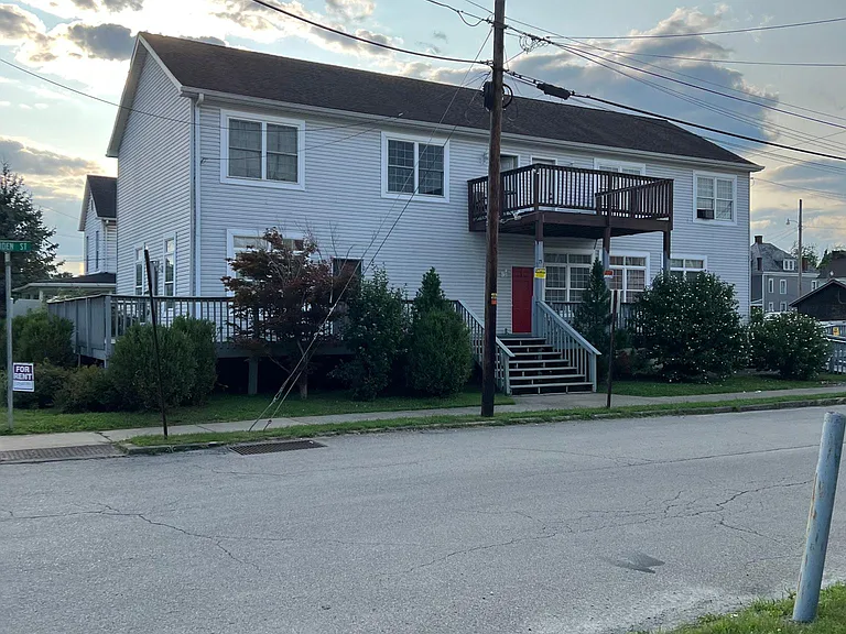 75 S Maiden St #2 — Photo 1