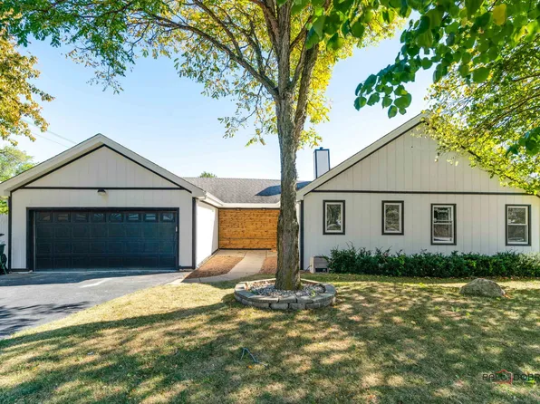 2N175 Bernice Ave, Glen Ellyn, IL 60137